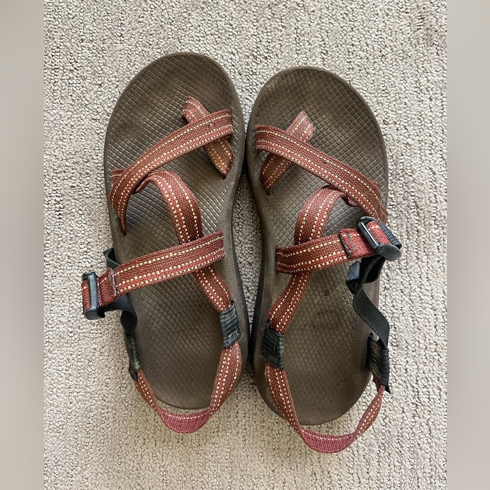 Mens Chacos - Size 10